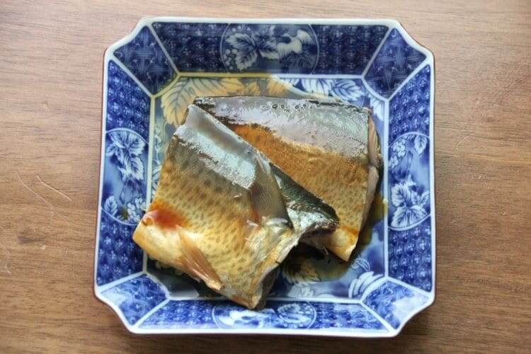 まとめ：海の幸である煮魚のレシピを楽しみましょう (1)